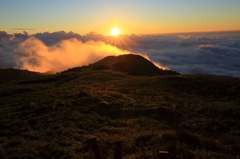 伊吹山山頂の日の出