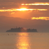 多景島に落ちる陽