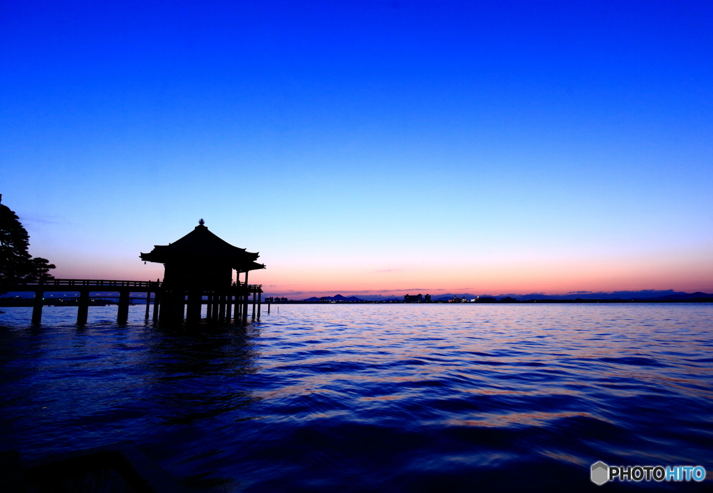 浮見堂黎明