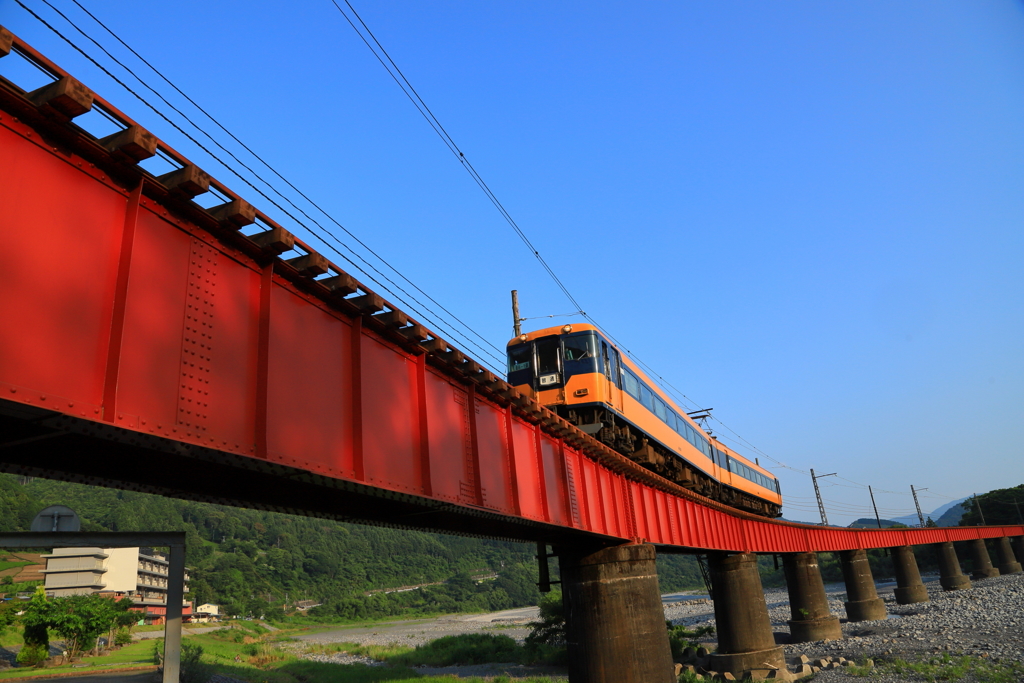 鉄橋