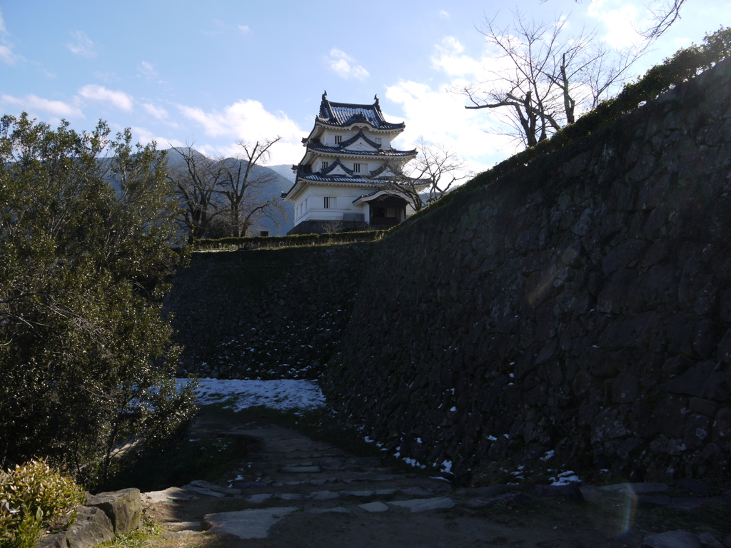 『宇和島城』