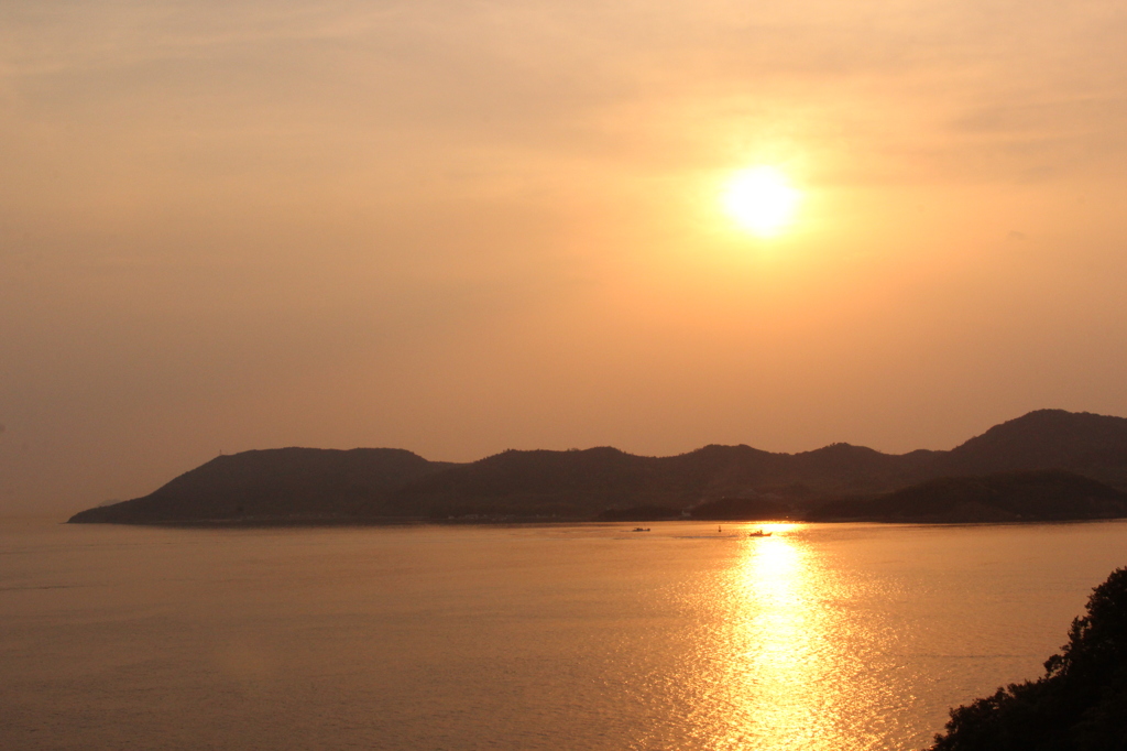 『瀬戸の夕景』