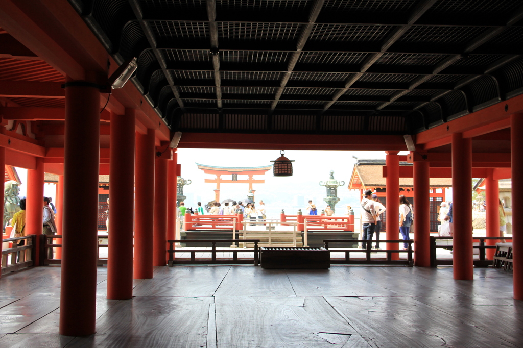 『厳島神社～鳥居・弐』