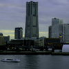 横浜　みなとみらい　の夕暮れ