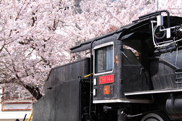 英華過ぎ去り