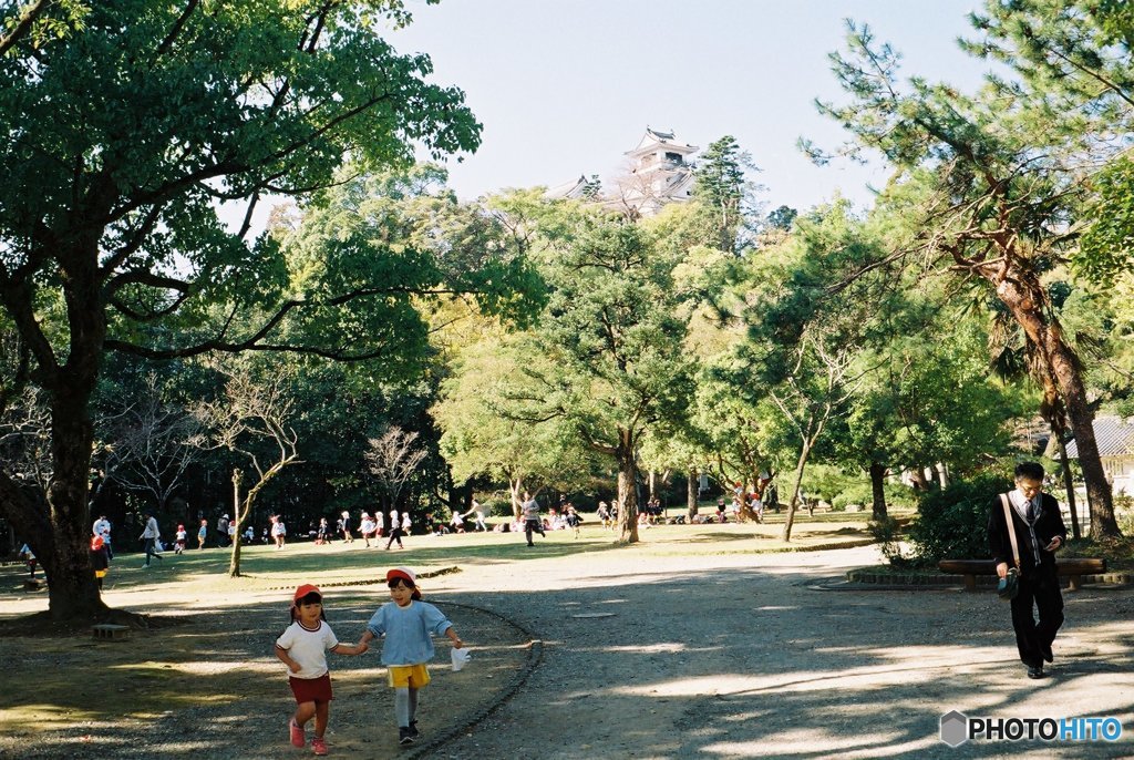 高知城③園児たちの②