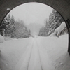 トンネルの先は大雪だった