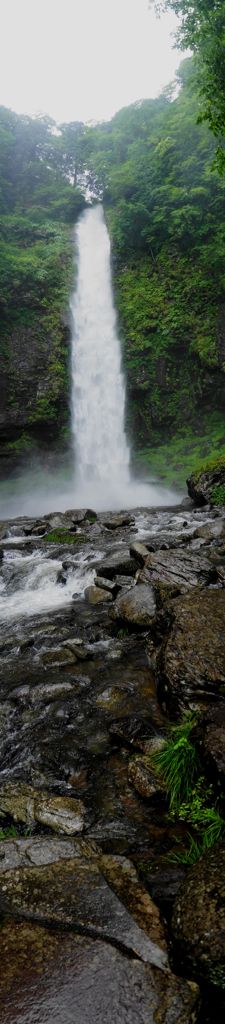 阿弥陀ヶ滝・縦!