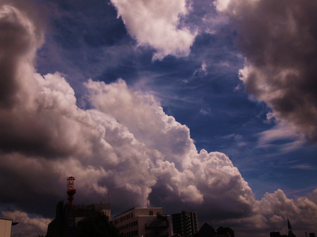 雲迫る！