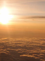 夕日に染まる雲海