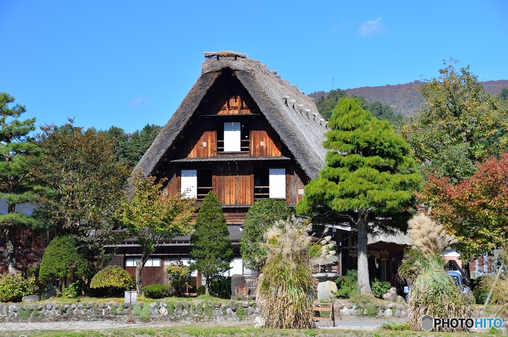 茅葺き屋根