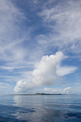 鳩間島、眼前にドラマあり。