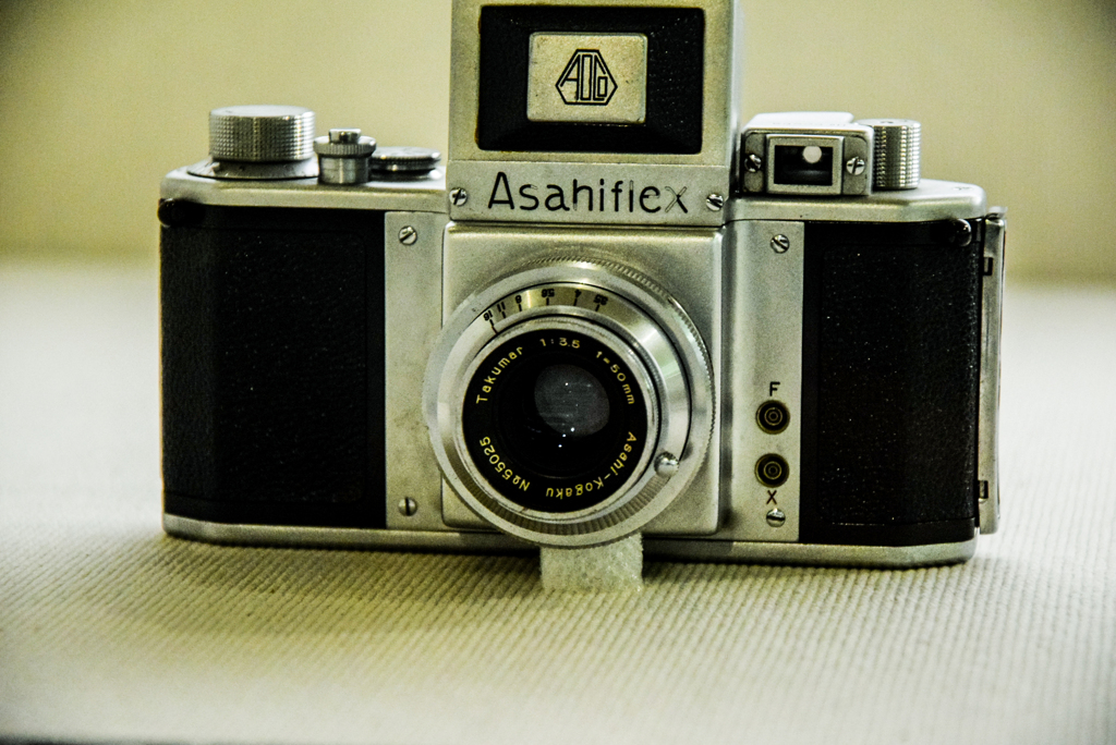 d3300-348