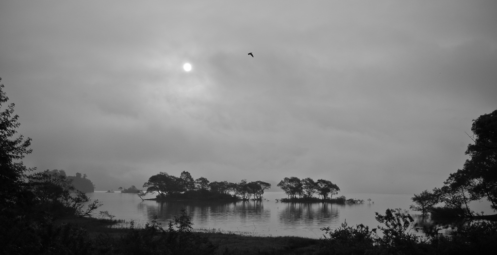 桧原湖朝景