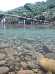 清流に架かる沈下橋