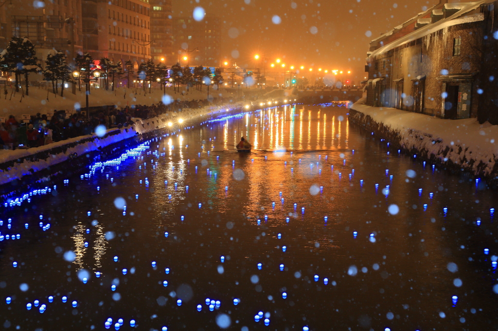 雪の小樽銀河