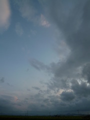 雨直前２