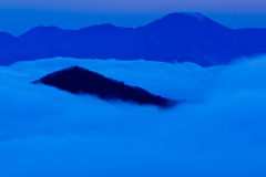 足尾の峰嶺