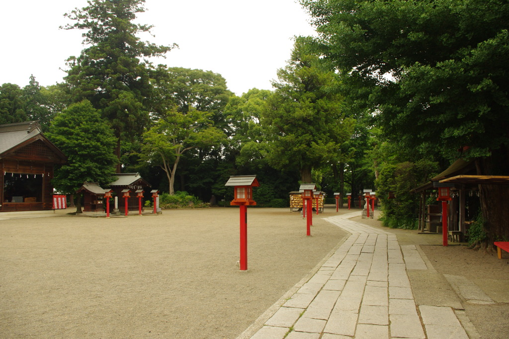参道。