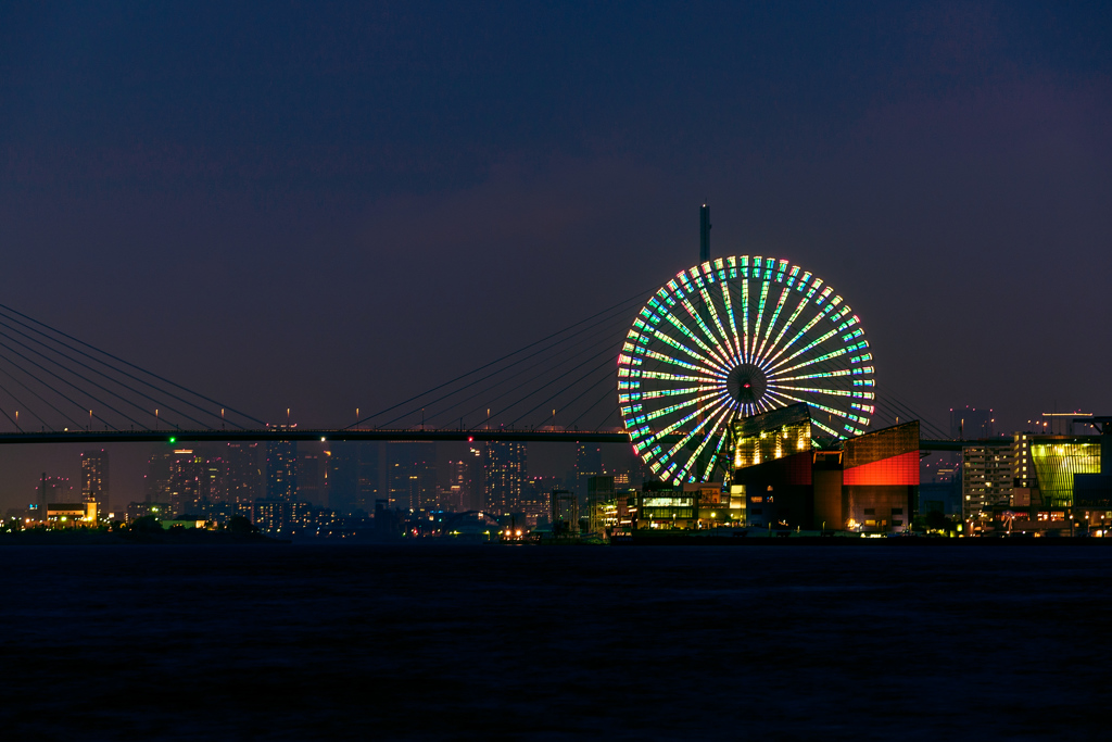 夕暮れの観覧車