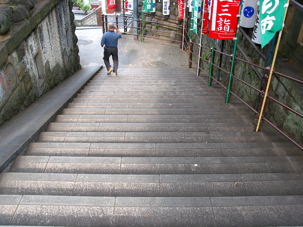 神社の階段