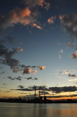 工場と夕焼け２