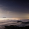 星と雲の間で