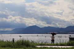 海を見つめて