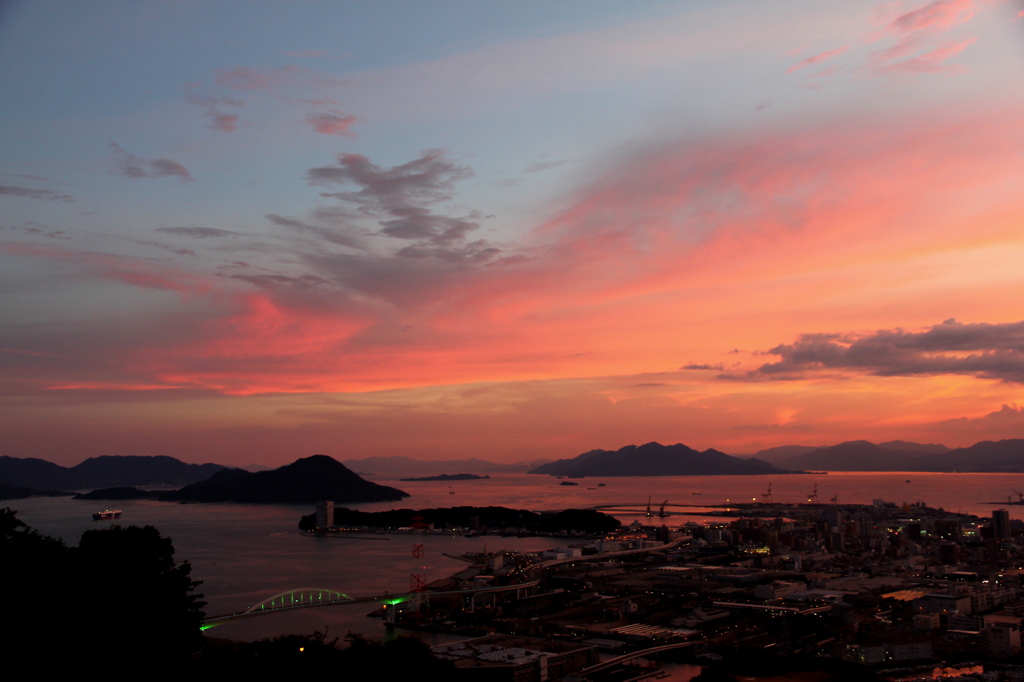瀬戸の夕暮れ　～黄金山より