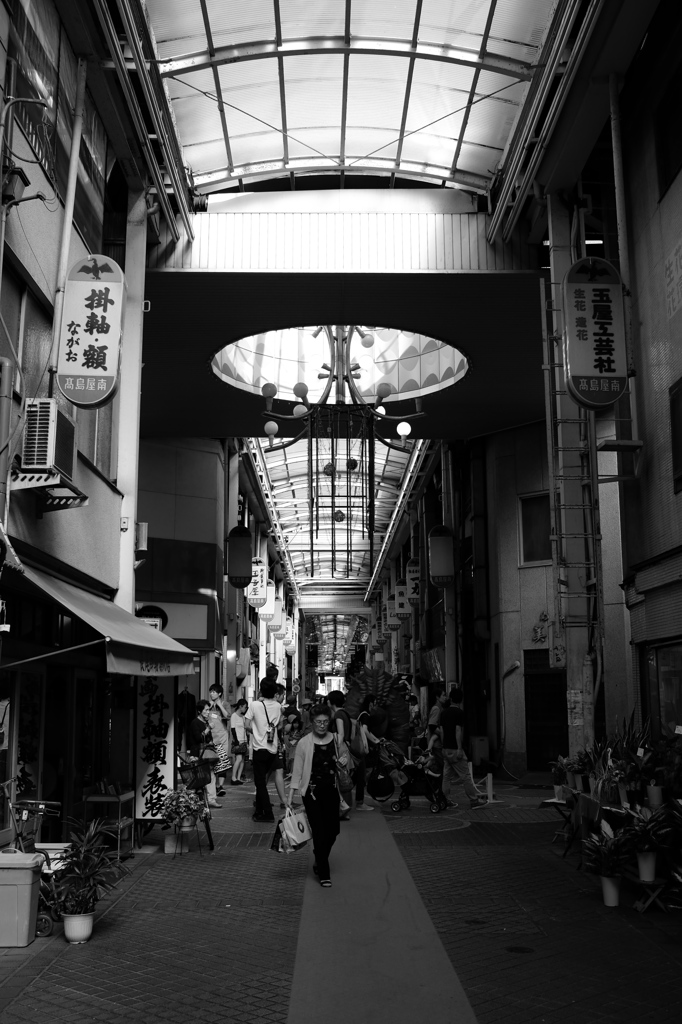 アーケードのある風景