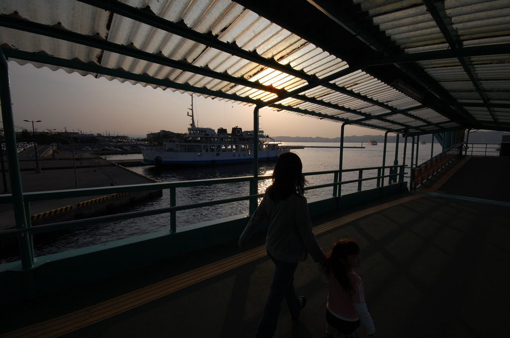 フェリー乗り場桟橋