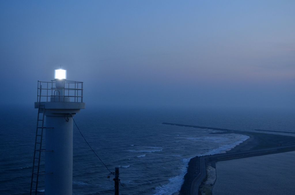 岬の夕暮れ