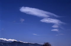 雲4