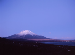 03-11-19-展望台-山中湖