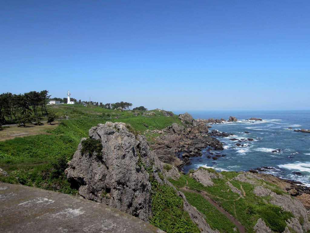 種差海岸　鮫角灯台