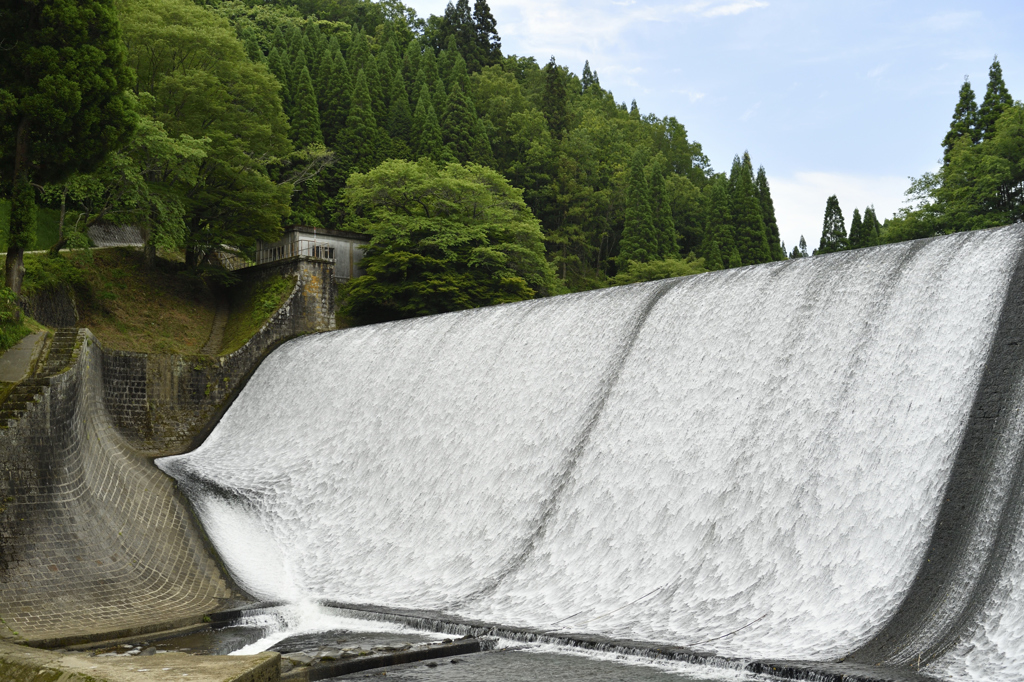 白水溜池堰堤