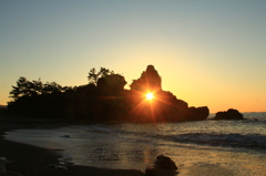 能登　窓岩の夕景