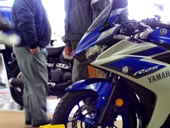 YZF-R25