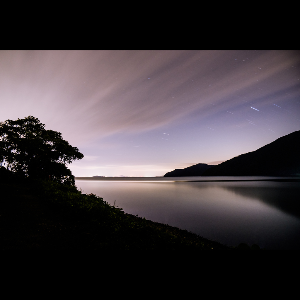 深夜の琵琶湖