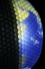 art003