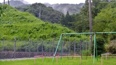 雨上がりの公園
