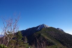 朝日差す花崗岩