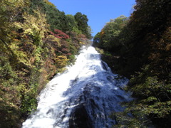 紅葉の湯滝