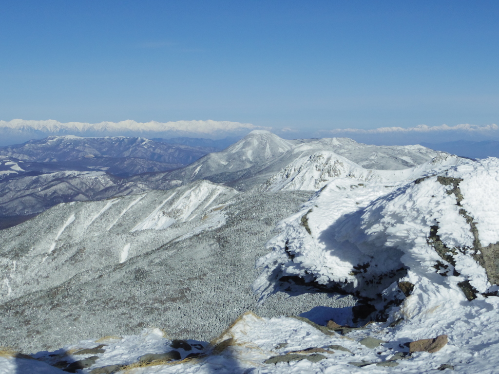 北へ延びる八ヶ岳連峰