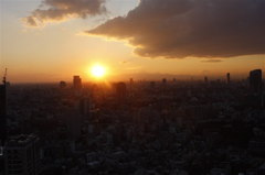 都会の夕日