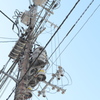 電柱と空。