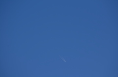 飛行機雲。