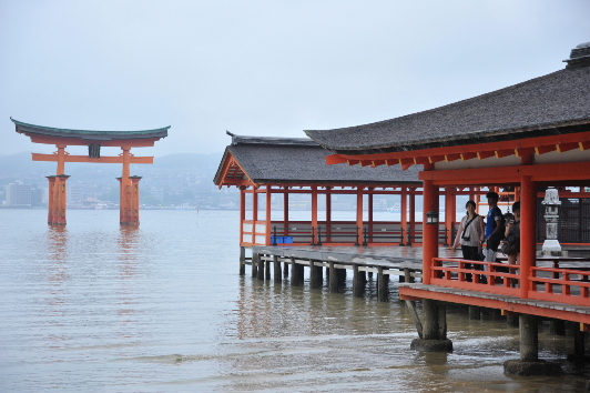 厳島神社