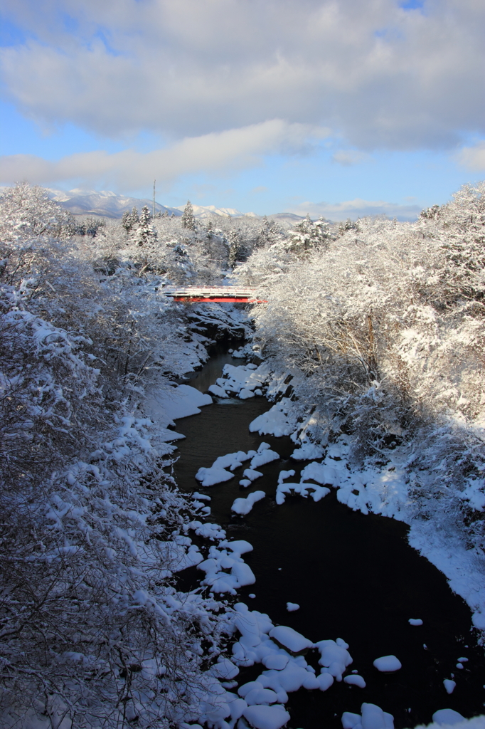 雪景色の磐井川