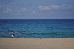 屋久島の海と女性
